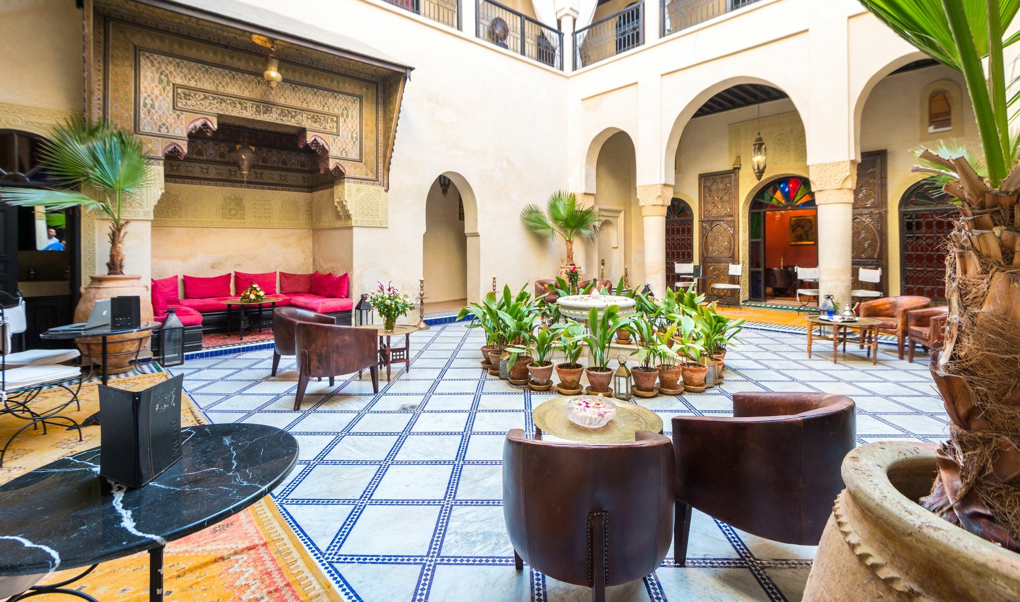 Boustane رياد 3*